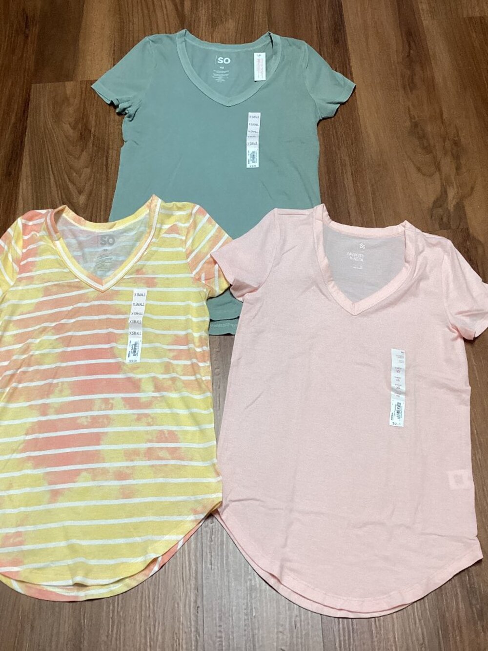 Lot of 3 Kohl's Size XS Short Sleeve Tops.